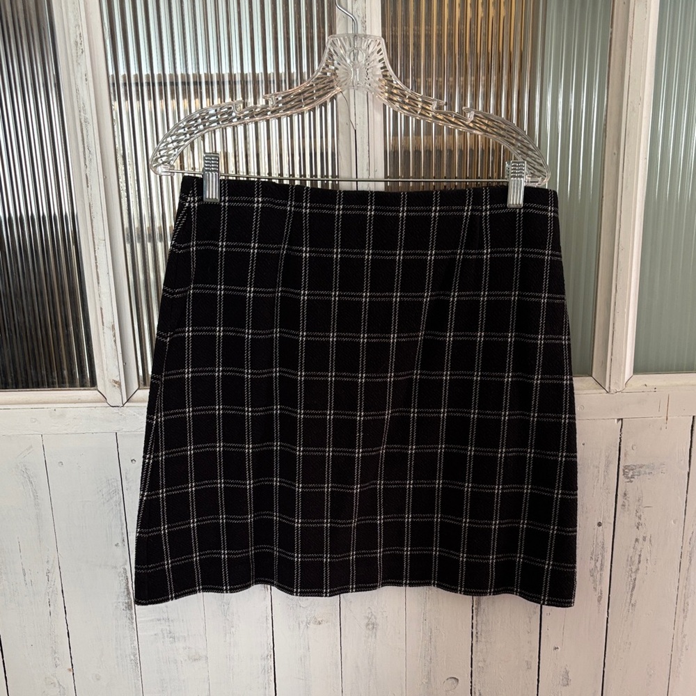 J. Jill Black and White Checkered Mini Skirt